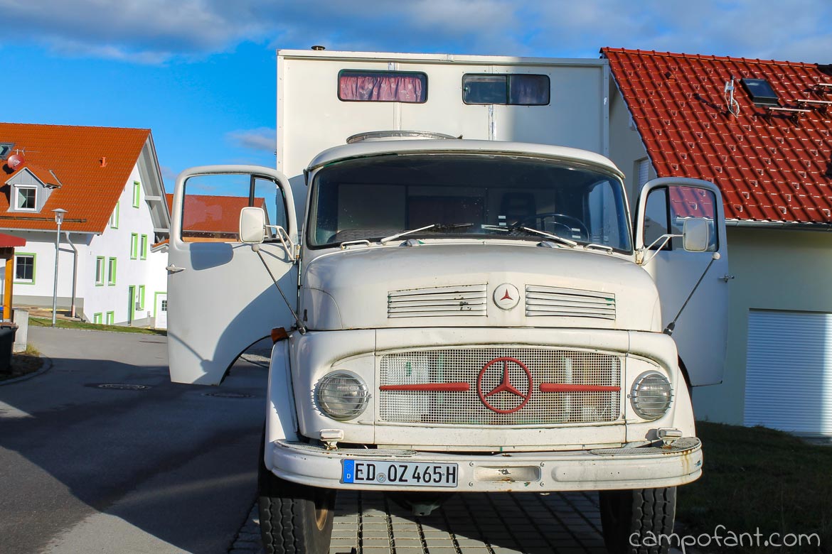 Oldtimer Lkw, Kurzhauber, Mercedes 911, Wohnmobil