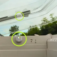 E-Switch E-Trailer Sensor für Dachluke als Einbruchschutz, smarter Camper