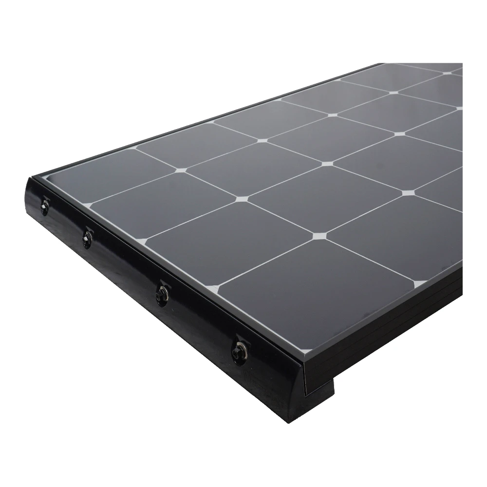 Solarmodul mit montierten Haltespoilern MOUNT von Wattstunde Solarmodul mit montierten Haltespoilern MOUNT von Wattstunde
